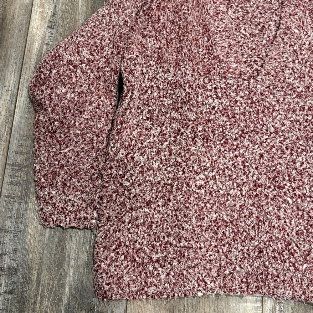 Urban Outfitters UO Oversized Fuzzy V-Neck Side Slit Sweater XS - Picture 3 of 10